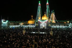 لحظه تحویل سال نو در حرم حضرت معصومه