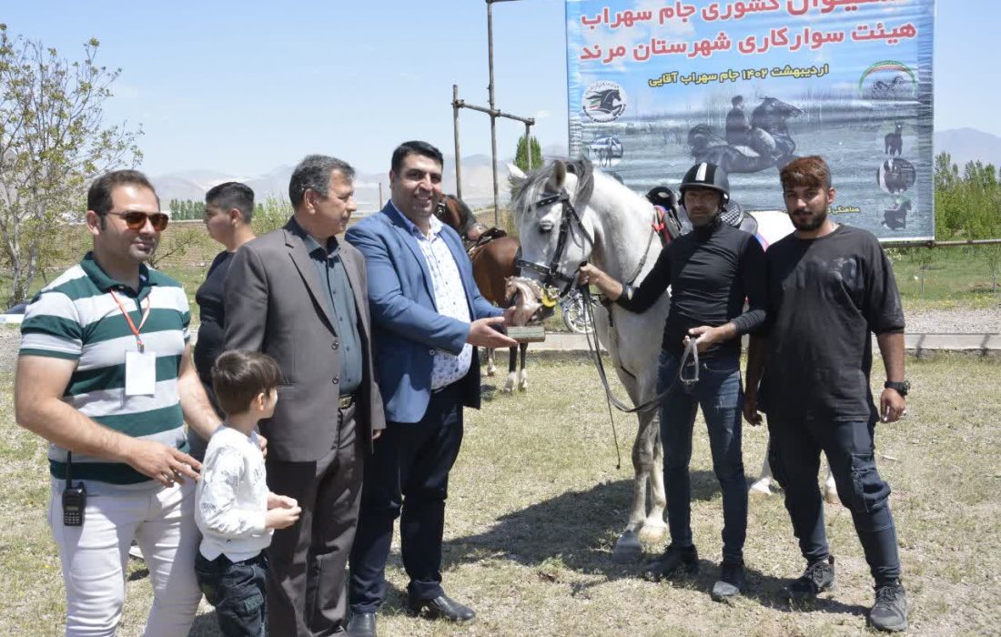 مسابقات کشوری اسب سواری در شهرستان مرند
