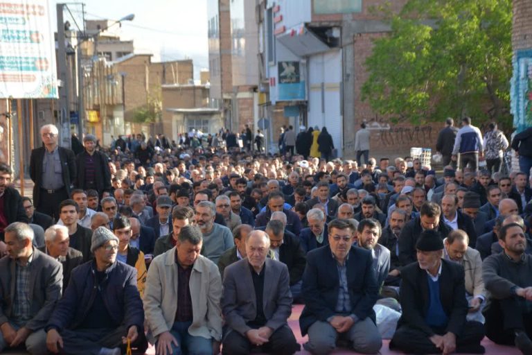 اقامه نماز عید سعید فطر مرند سال 1402