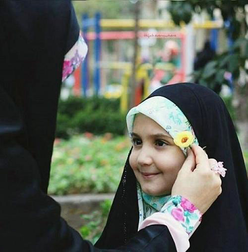 زمینه یابی راه حلی مناسب برای رفع معضل مساله بی حجابی