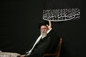 دست رهبری در شب عاشورا نشانه پیروزی ایران و اسلام بود