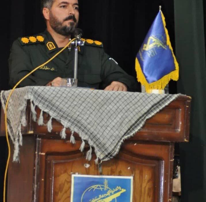 سپاه و بسیج پرچمدار نظام و انقلاب و حافظ دستاورد های انقلاب اسلامی است