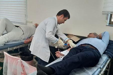 اهدای خون کارکنان شیر پگاه تبریز