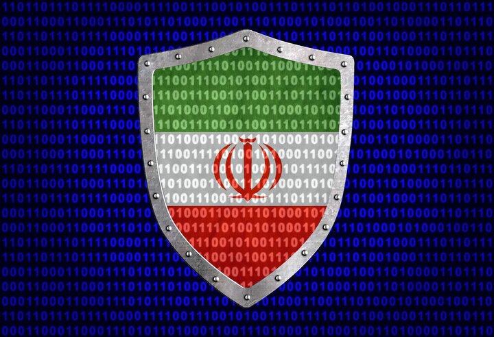 نرم افزارهایی که از منابع نامعتبر نصب کرده‌ اید حذف کنید