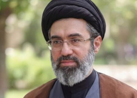 رهبرانقلاب : احقاق حقوق تضعیف شده ملت ایران باید پیگیری شود
