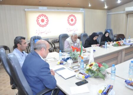 نشست خبری رئیس اداره بهزیستی با خبرنگاران در مرند