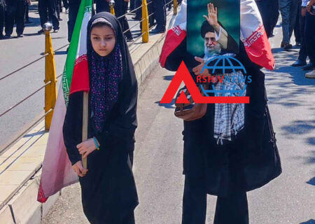 وداع جاماندگان با رهبر شهید در تبریز